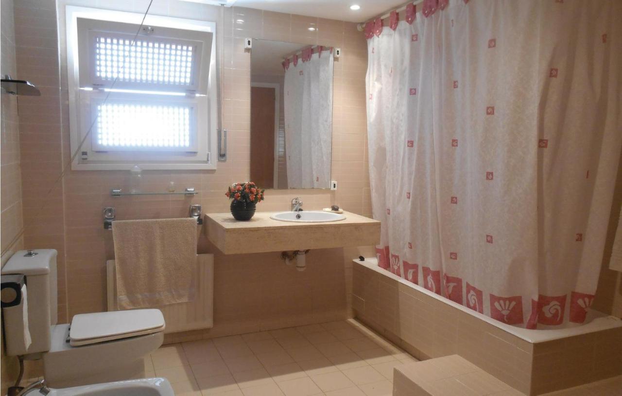 3 Bedroom Gorgeous Apartment In Tossa De Mar Zewnętrze zdjęcie