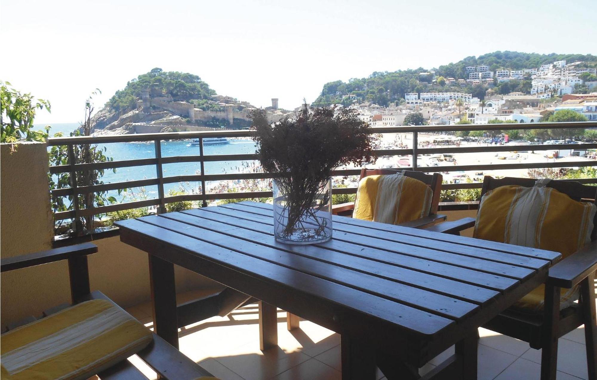3 Bedroom Gorgeous Apartment In Tossa De Mar Zewnętrze zdjęcie
